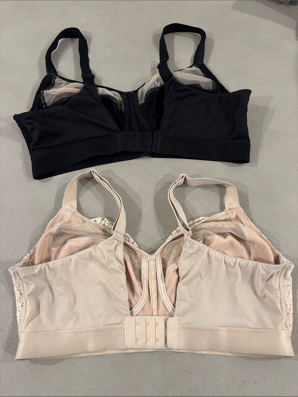 Chantelle Norah Supportive Wireless Bra- lot of 2 - Picture 5 of 8